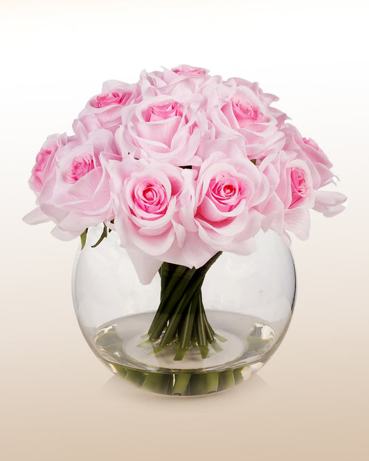 Lindita: Vaso con mini rosas