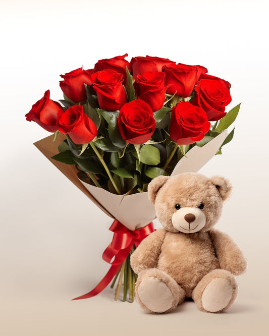 Combinazione capriccio: bouquet di 12 rose + peluche