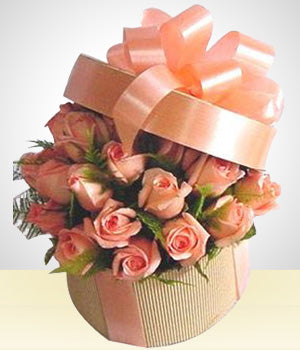Rosalie: Pale peach Roses in a Box or Basket